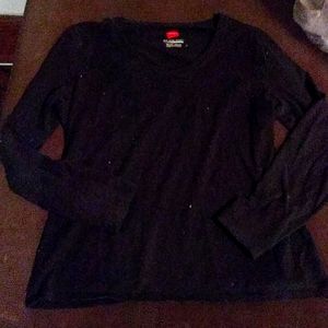 A long sleeves shirt